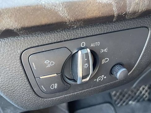 Used 2018 Audi Q5 2.0T Premium Plus w/ Premium Plus Package AWD/4WD image 19