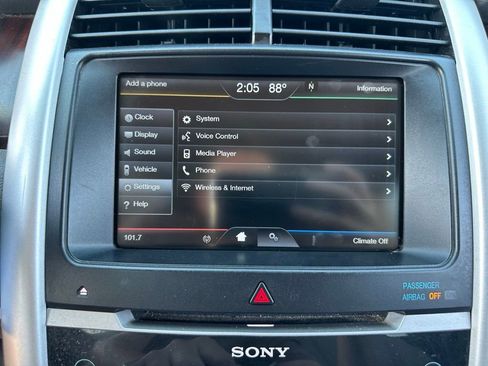 Used 2013 Ford Edge Limited image 32