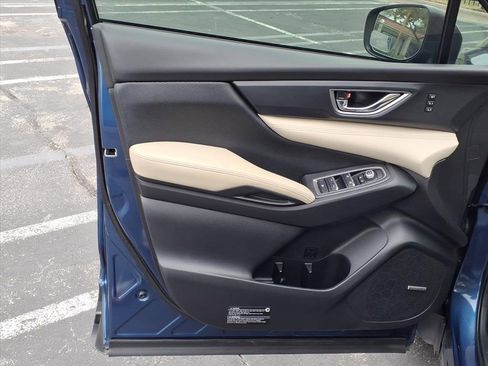 Used 2022 Subaru Ascent Limited w/ Technology Package image 13