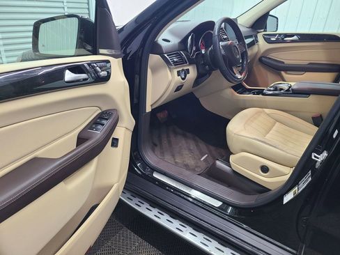 Used 2016 Mercedes-Benz GLE 350 GLE 350 4MATIC Sport Utility 4 w/ Premium Package image 21