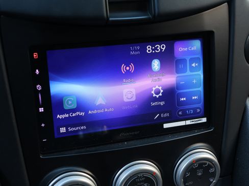 Used 2020 Nissan 370Z image 27