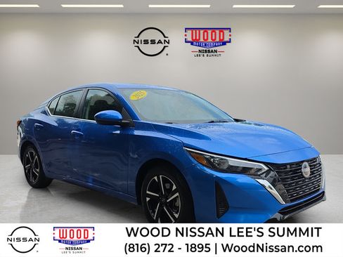 Used 2025 Nissan Sentra SV FWD image 1