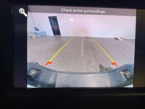 Used 2022 Jeep Gladiator Willys image 18