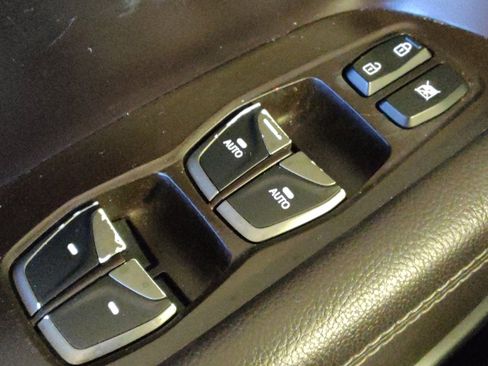 Used 2017 Hyundai Santa Fe Sport image 27