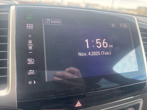 Used 2016 Honda Pilot EX-L image 32