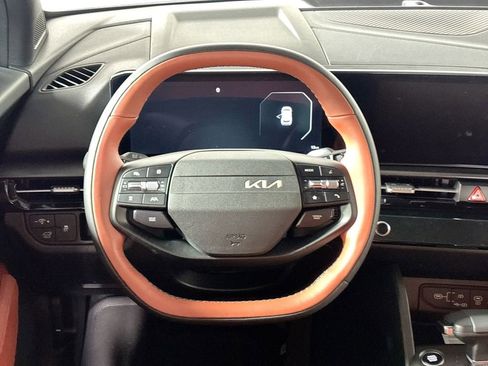 New 2026 Kia Sportage SX AWD/4WD image 13