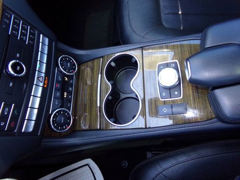 Used 2015 Mercedes-Benz CLS 400 image 52