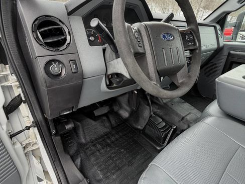 Used 2016 Ford F350 XL w/ Power Equipment Group image 30