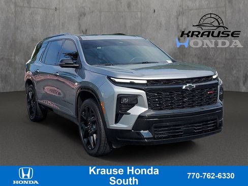 Used 2024 Chevrolet Traverse RS AWD/4WD image 1