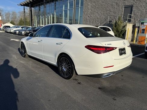 Used 2025 Mercedes-Benz C 300 4MATIC Sedan image 5