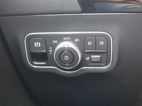 New 2025 Mercedes-Benz GLA 250 4MATIC image 24