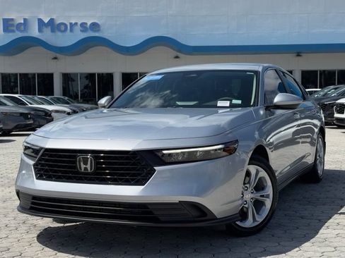 Used 2025 Honda Accord LX image 2