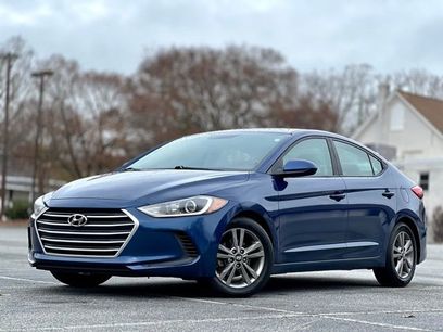 Used 2017 Hyundai Elantra SE