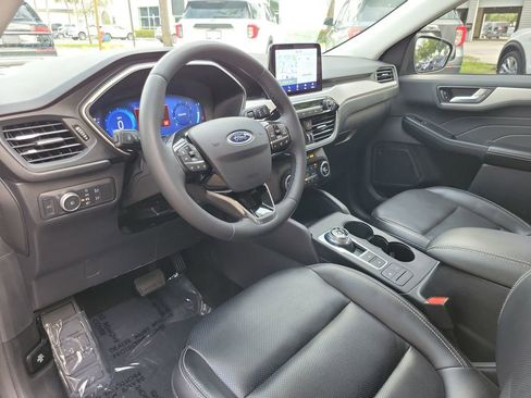 Used 2021 Ford Escape SEL w/ Technology Package FWD image 15