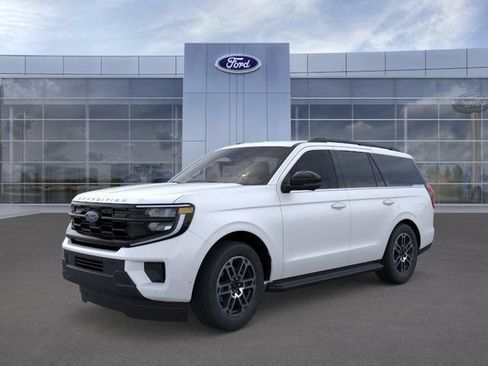 New 2026 Ford Expedition Active RWD image 1
