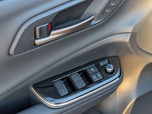 New 2026 Toyota Crown Limited image 15