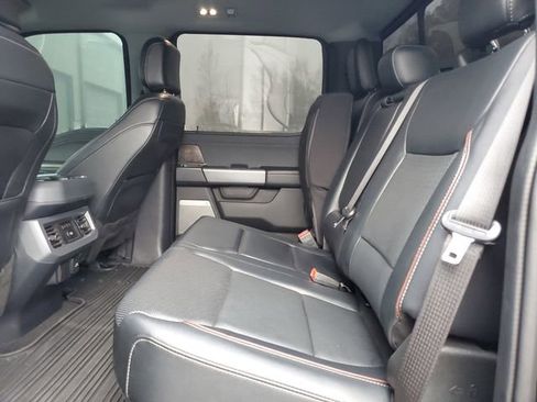 Used 2024 Ford F250 Lariat w/ Chrome Package image 10