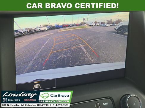 Certified 2023 GMC Acadia SLT w/ Preferred Package image 14