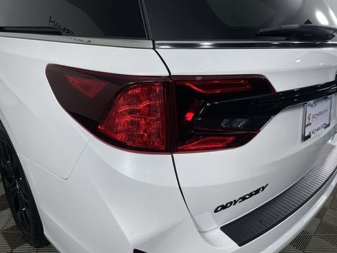 New 2026 Honda Odyssey Sport-L image 17