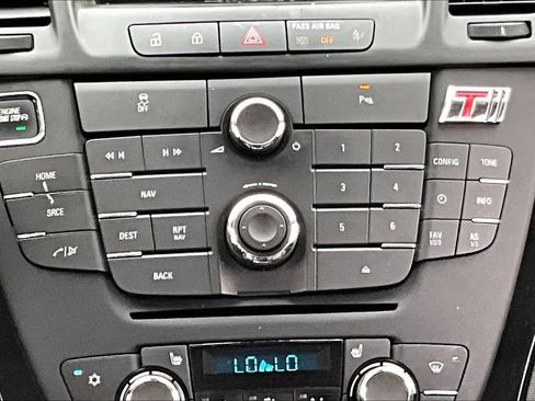 Used 2013 Buick Regal Premium FWD image 20