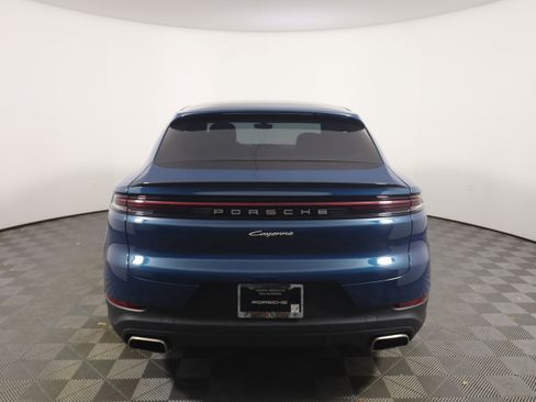 Used 2026 Porsche Cayenne E-Hybrid Coupe AWD/4WD image 6