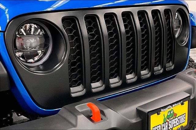 Used 2023 Jeep Gladiator Mojave w/ LED Lighting Group AWD/4WD image 34