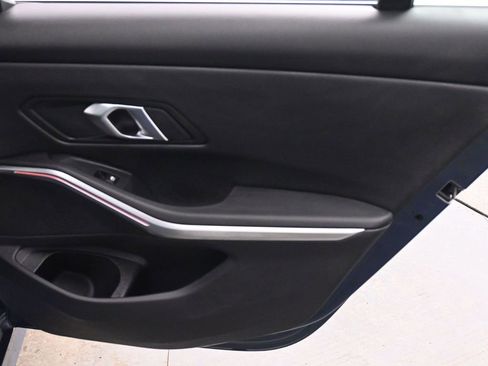Used 2025 BMW 330i xDrive Sedan image 16