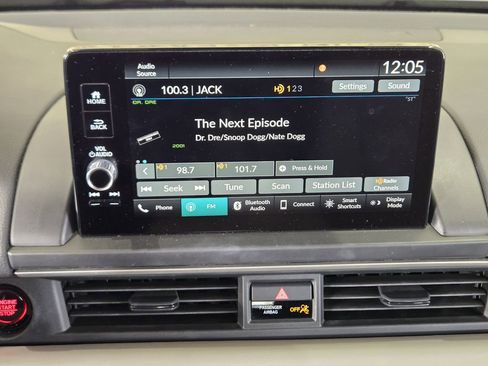 Used 2023 Honda Pilot EX-L image 15