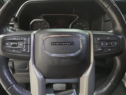 Used 2021 GMC Yukon XL Denali AWD/4WD image 17