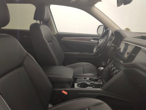 Used 2021 Volkswagen Atlas SEL FWD image 21