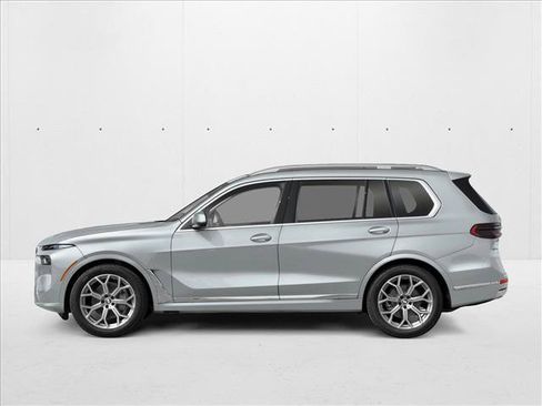 New 2027 BMW X7 xDrive40i w/ M Sport Package AWD/4WD image 3