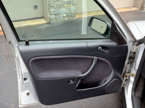 Used 1997 Saab 900 S FWD image 25