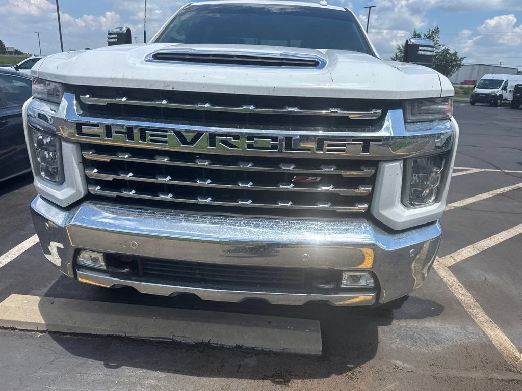 Used 2022 Chevrolet Silverado 2500 LTZ w/ LTZ Texas Edition AWD/4WD image 2