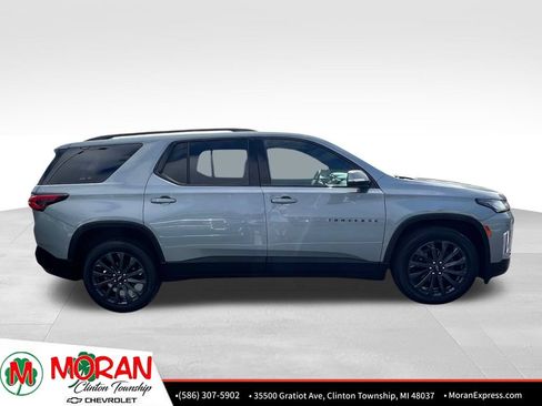 Certified 2023 Chevrolet Traverse RS w/ LPO, Floor Liner Package AWD/4WD image 7