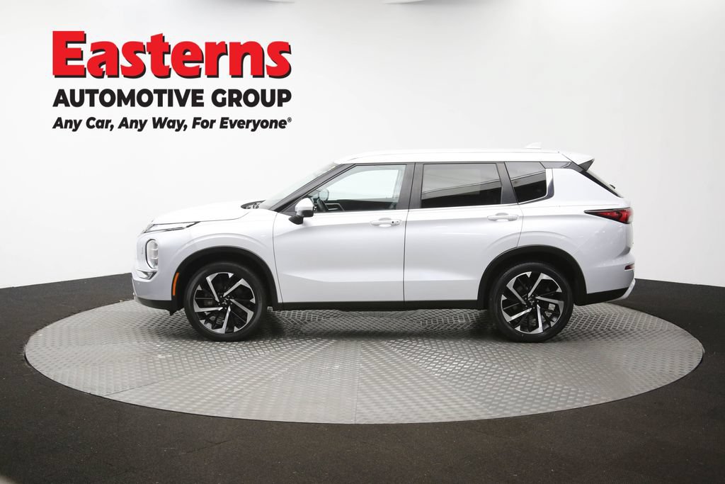 Used 2024 Mitsubishi Outlander SE AWD/4WD image 60