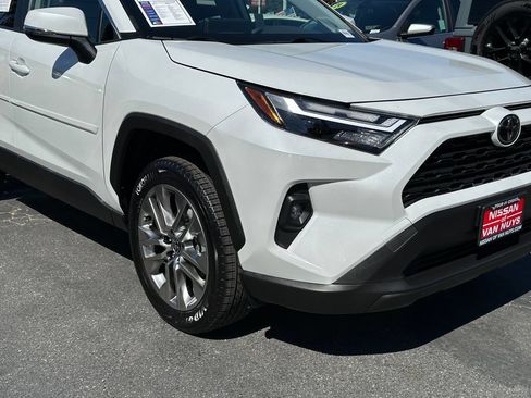 Used 2025 Toyota RAV4 XLE Premium FWD image 12