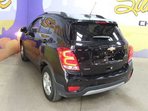 Used 2020 Chevrolet Trax LT w/ Driver Confidence Package FWD image 6