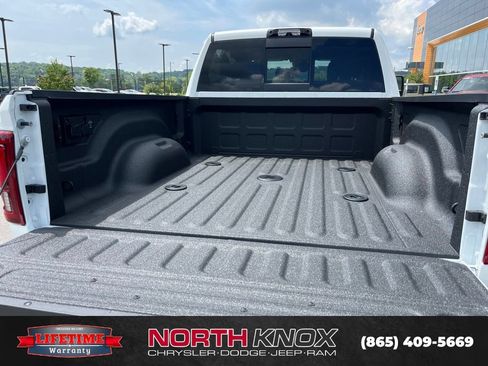 New 2026 RAM 2500 Big Horn AWD/4WD image 18