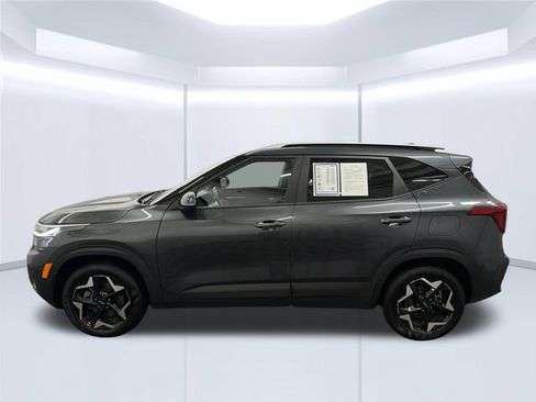 Certified 2025 Kia Seltos S AWD/4WD image 10