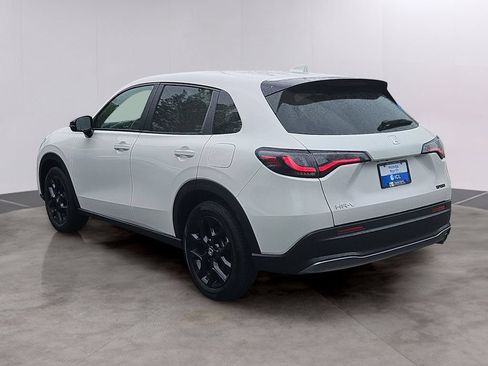 Certified 2024 Honda HR-V Sport image 6