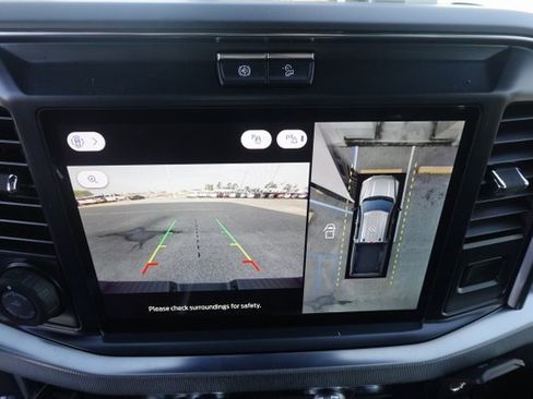 New 2025 Ford F250 Platinum image 6