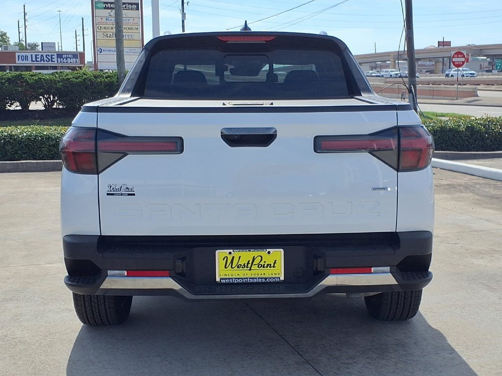 Used 2025 Hyundai Santa Cruz Limited AWD/4WD image 5
