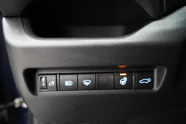 Used 2022 Toyota RAV4 XLE w/ Convenience Package AWD/4WD image 21