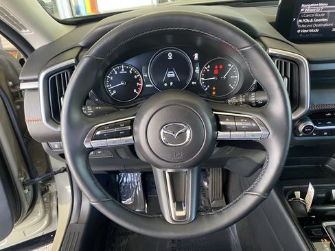 Certified 2025 MAZDA CX-50 Meridian Edition w/ Cargo Package AWD/4WD image 33