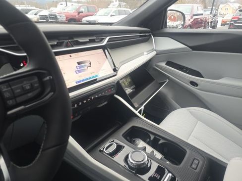 New 2026 Jeep Cherokee Laredo image 23