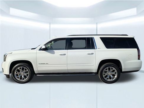 Used 2016 GMC Yukon XL SLT w/ Open Road Package image 2