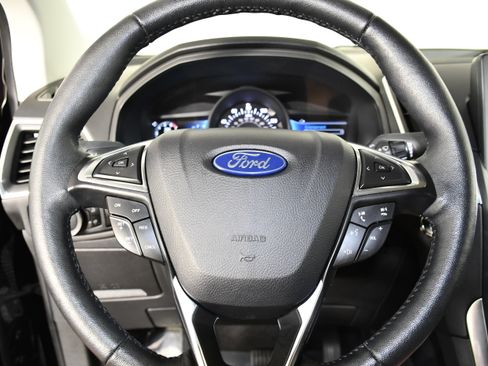 Used 2024 Ford Edge Titanium AWD/4WD image 19