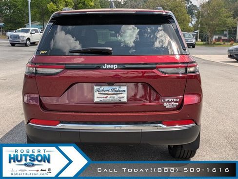 New 2025 Jeep Grand Cherokee Limited w/ MOPAR Finishing Package RWD image 7