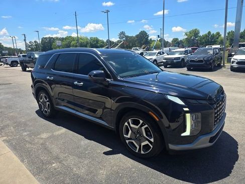Used 2023 Hyundai Palisade Limited FWD image 7