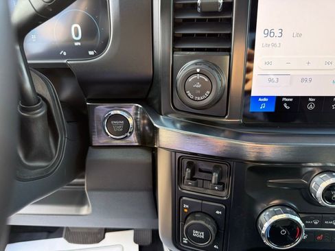 New 2026 Ford F250 Lariat w/ Black Appearance Package image 20